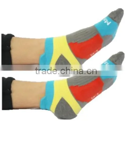 Firm Arch Support Sport Ankle Stabilizing Gel Socks photo-6
