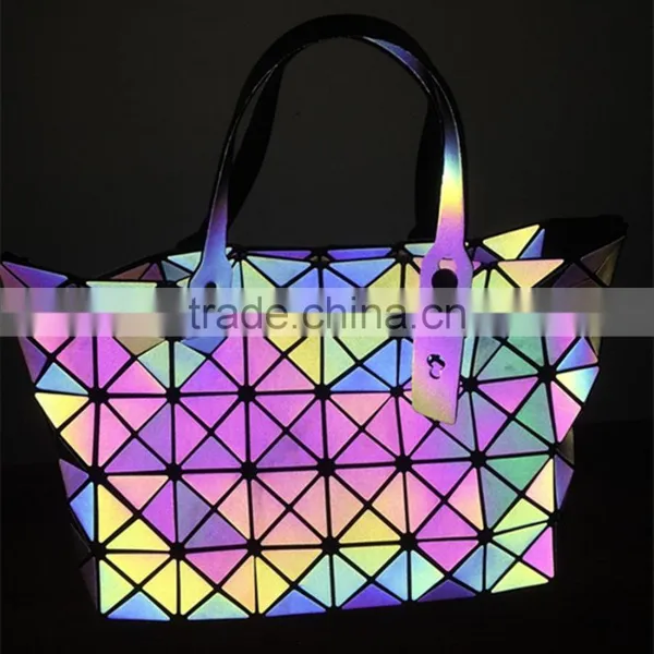Colorful 7colors Flash 0.8mm Reflective Iridescent Leather Fabric for Bags Material photo-3