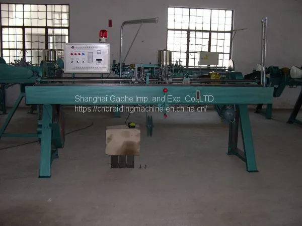 China Factory Supply Full Automatic Shoelace Tipping Machine photo-2