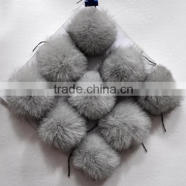 China Factory Price Fox Fur Ball Keychain / Fluffy Fox Fur Pompon Quality Choice photo-2