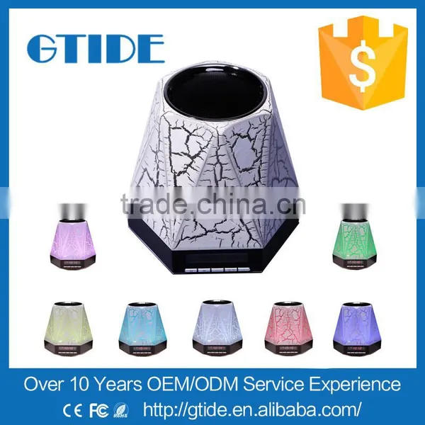 Fashion Light Color Changeable Colorful Plastic Material Wireless Music Bluetooth Speaker With Clock photo-5