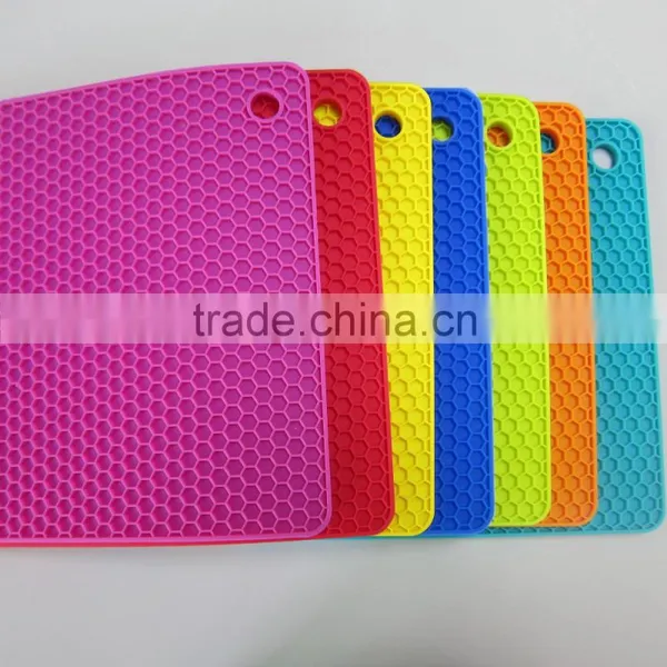 Honeycomb Non-stick Silicone Mat photo-3