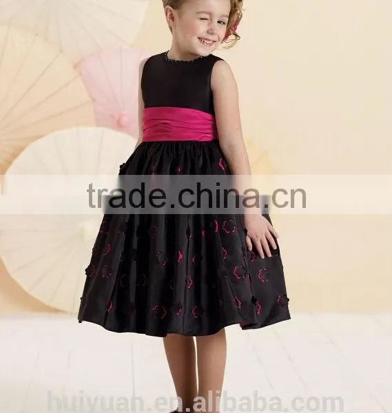 Black Sleeveless Rose Sash Knee Length Children Dress photo-2