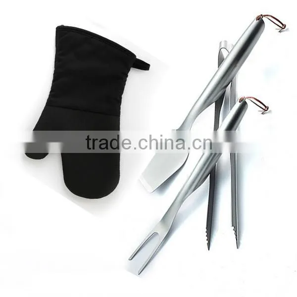Good Quality and Factory Price Rustless Pack of 3 Stainless Steel BBQ Set With Silicone Glove Quality Choice
