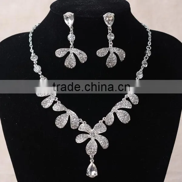 2016 Hot Sale Classical Crystal Necklace Earring Charming Jewelry Set photo-3