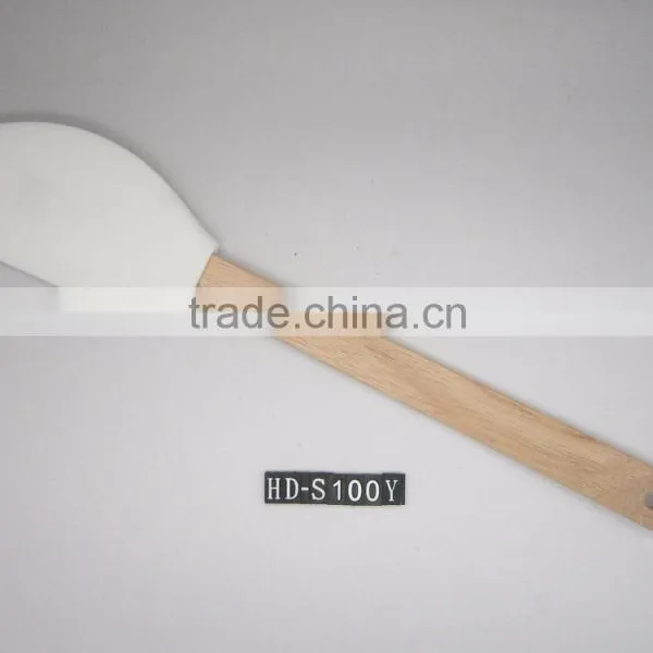 3-Piece Rubber Spatula Set With Comfortable Wood Handle For Baking or Sauteing photo-3