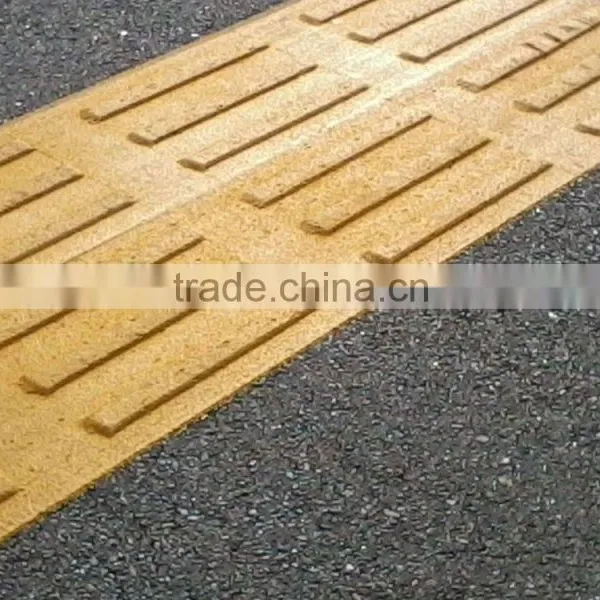 Best Quality Automatic Profiled Convex Line Road Spraying Machine photo-6
