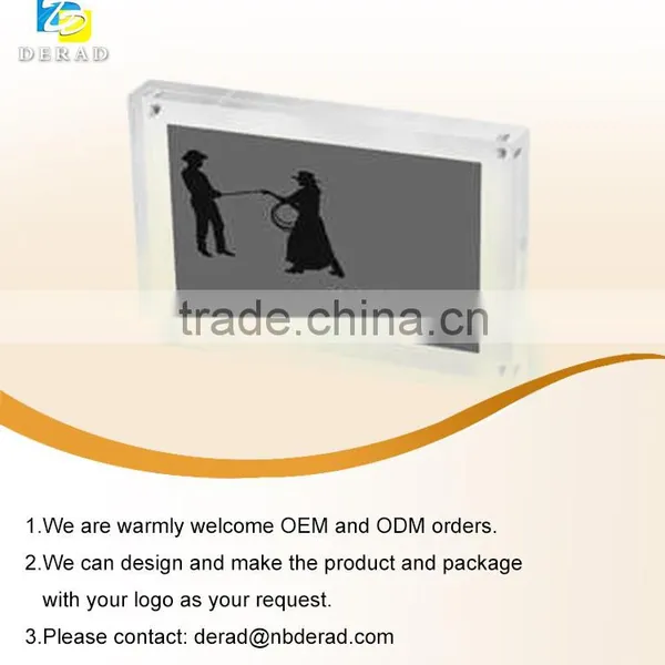 Holding Photo Picture Frame Shapes Magnetic Drawing Picture Frame photo-2
