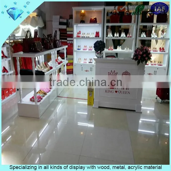Wholesale Custom New Style Window Display Prop for Shoes Shop photo-6