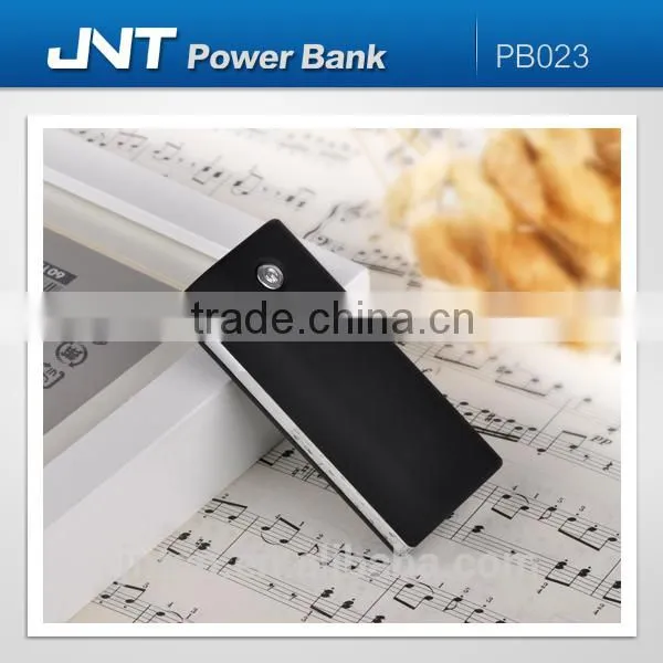 Portable Rubber Paint Mobile Battery Charger Power Bank Charger With OEM Service PB023 photo-4