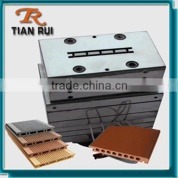 PVC/PE Plastic Wall Panel Extrusion Moulding photo-3