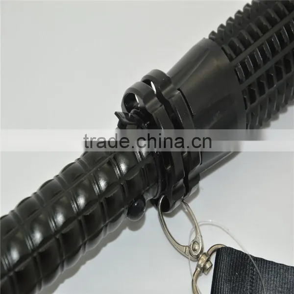 China Manufacturer Led Long Range Rechargeable Tactical Torch photo-2