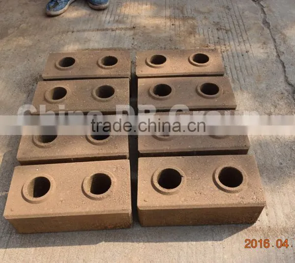 2016 Popular Low Cost Lego Interlocking Clay Brick Making Machine for Sale photo-4