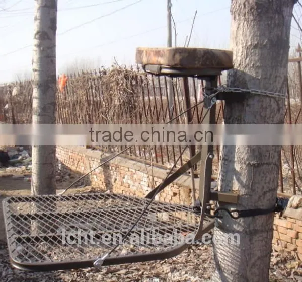 Strong Steel Hunting Ladder Tree Stand photo-2