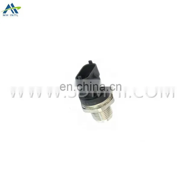 Auto Parts Fuel Rail High Pressure Sensor 1581708 For Ford photo-2