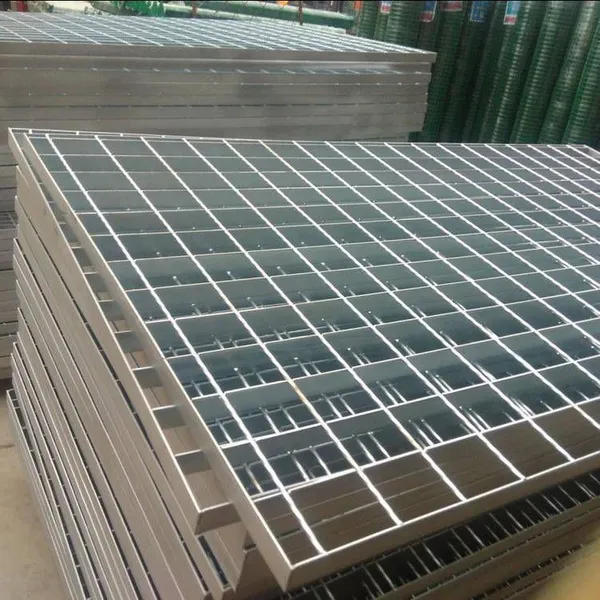 Steel Grating Stair Treads With Serrated Nosing Anti-Slip Surface for Industrial Walkways photo-1