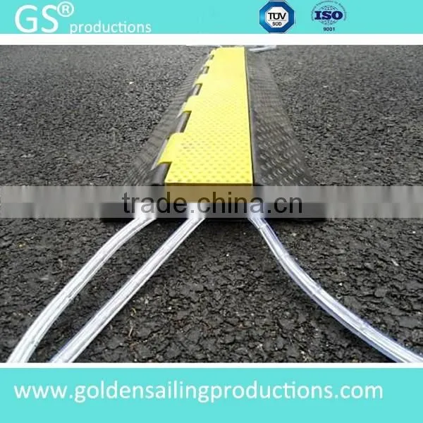 Outdoor & Indoor Event Recycled Ruber Cable Ramp photo-2