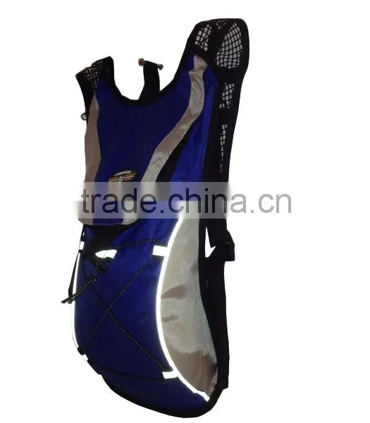China Factory Hiking TPU/EVA Hydration Bladder Water Bag With Pipe Sleeve photo-5
