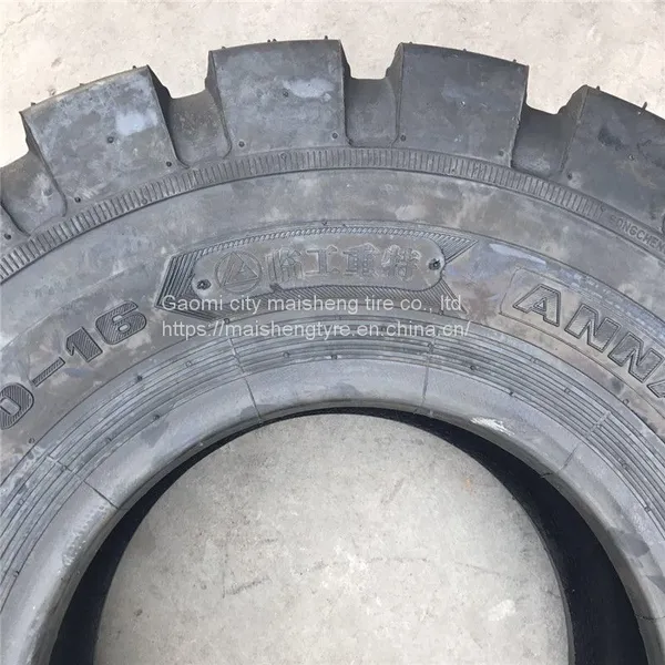 20.5/70-16 Semi-solid Tyre 20.5/70R16 Pattern Deepened Forklift Loader Tyre photo-4