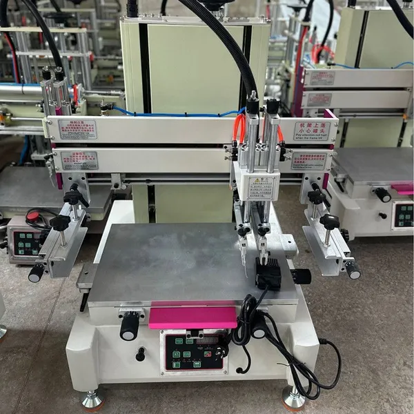 Mini Type 4060 Flatbed Phone Case Pvc Film Paper Bag Box Silk Screen Printing Machine photo-5