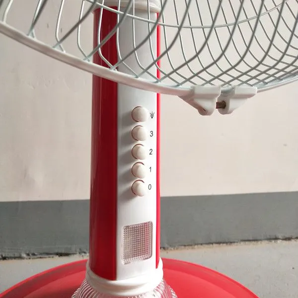 Home Appliance Good Quality 18inch 5 Blades 12v Solar Desk Fan Powered Supply Solar Panel Battery photo-4