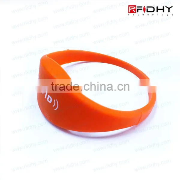 Printed Silicone Wristbands Provider RFID for Identifying photo-5