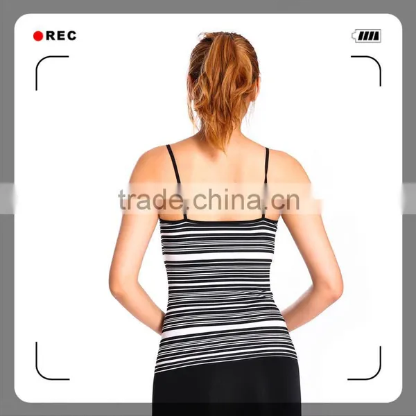 2016 Wholesale Gym Women Tank Top With Stripe photo-3