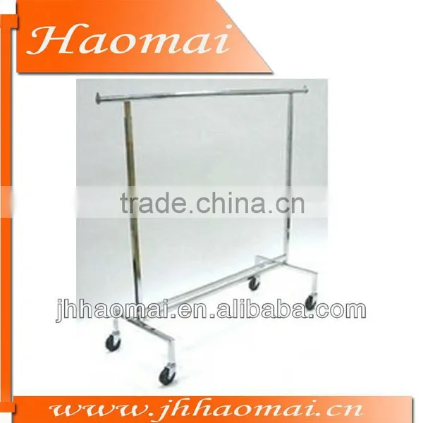 Metal Display of Clothing Rack on Wheels