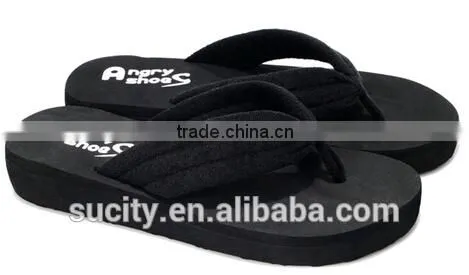Fashion Comfortable Lady Flip Flop Black Slippers Flip Flop Designs in Fujian Sandal