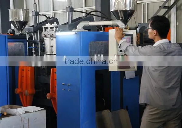 BST-70II-5L Fully Automatic 5L Double Station Blow Molding Machine photo-5