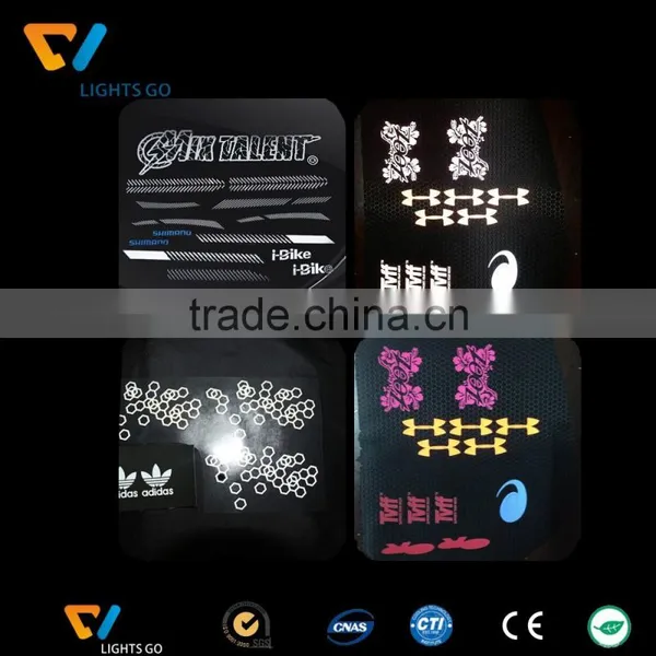 Silver Grey Heat Transfer Printing Engraved Reflective Logo for T-shirt Heat Transfer Sticker photo-3