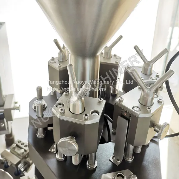 NJP-400 Fully Automatic Capsule Making Pharmaceutical Industry Capsule Filling Machine photo-2
