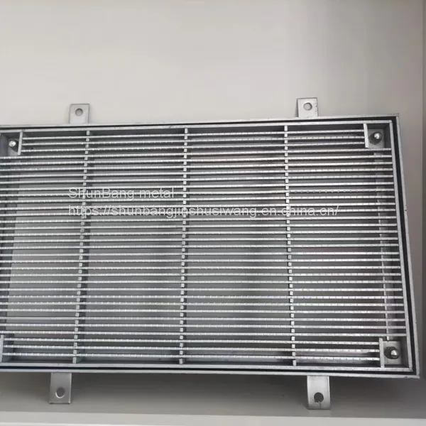 Stainless Steel Grating, Steel Grating, Rainwater Grating, Wholesale Ditch Grating Cover Plate, 304 Grating Cover Plate photo-2