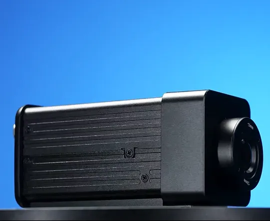 Compact Industrial Thermal Camera With 640×512 Resolution and -20°C to +550°C Measurement Range photo-2