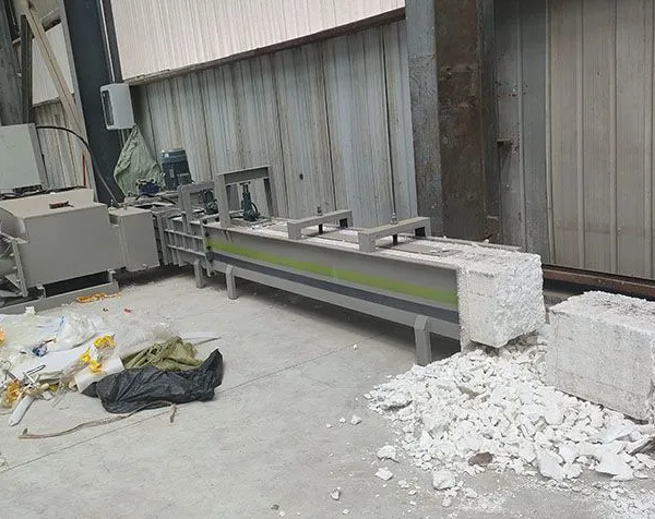 Industrial Automatic EPS Foam Cold Press Machine Polystyrene Foam Compactor Foam Block Recycling Machinery photo-4