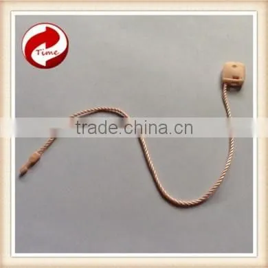 2015 of the Most Cheap, Good Color Fastness of Brand Clothing Plastic String Tag Seal Pink Tag photo-5