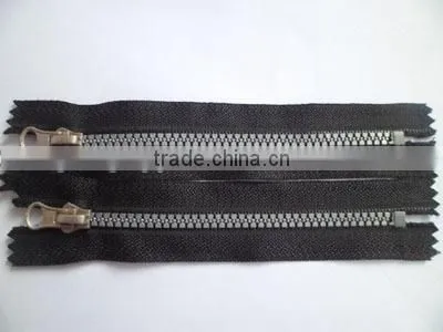 5# Plastic Resin Zipper Close End Zipper With Auto Lock Slider Zipper Porcket Zipper