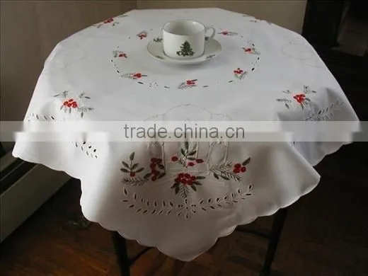 CHRISTMAS TABLE CLOTH
