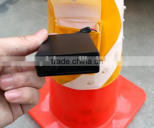 9pcs Arrow Led Lights Pvc Reflective Sleeve for Traffic Cone photo-3
