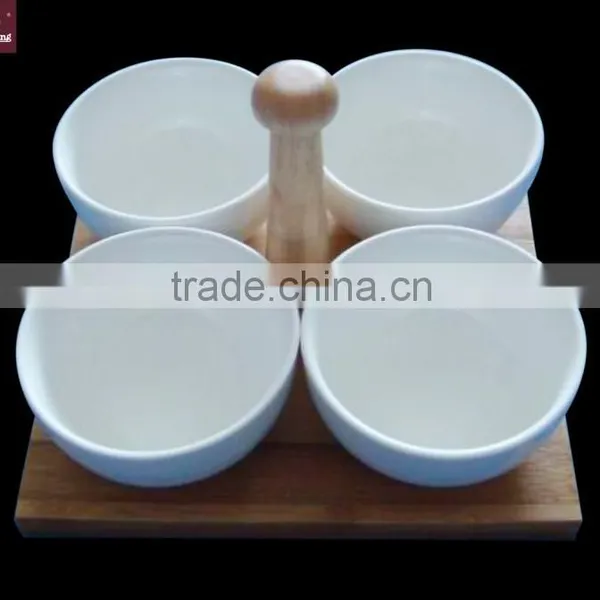 HM0013-6689 Durable Porcelain 4pcs Bowl Set With Wood Tray