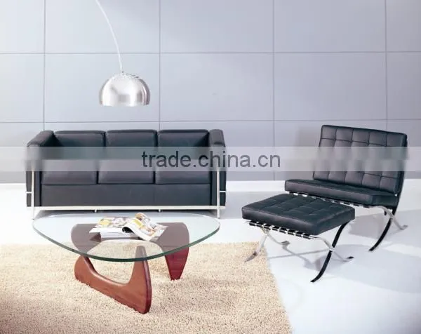 LC2 SOFA