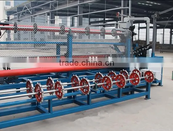 Full Automatic Galvanized/PVC Coated Chain Link Fence Machine photo-2