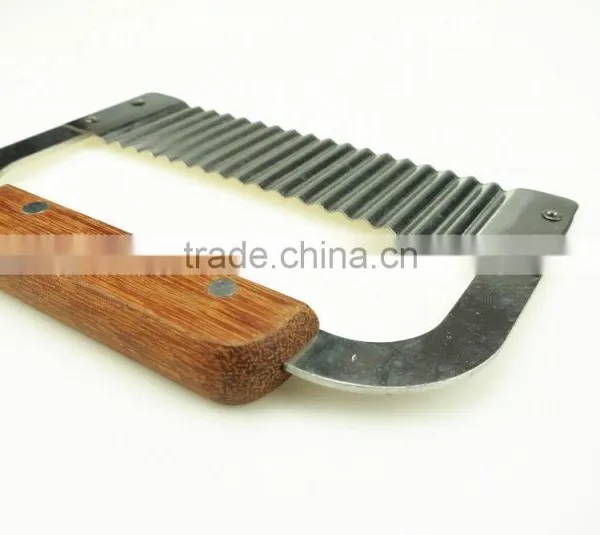 42076 Dough Sheeter Cutter Pastry/Flour Cutter With Wooden Handle photo-3