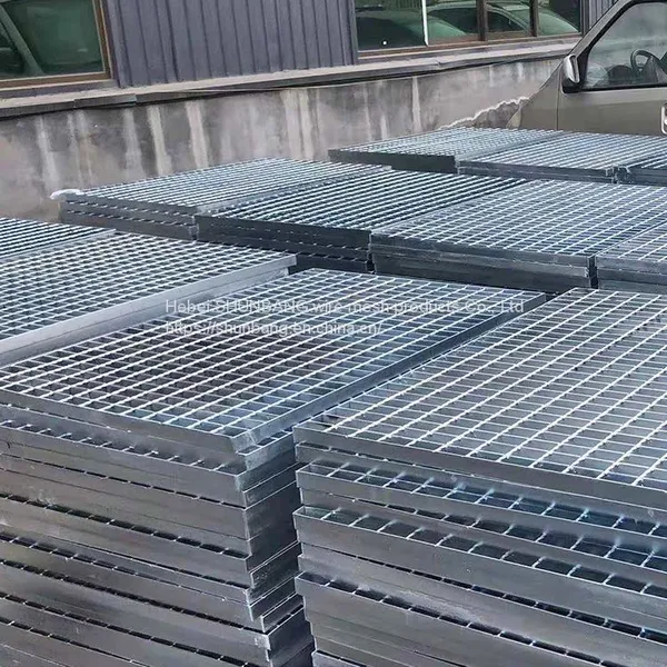 HengShui 30x3mm Heavy Duty Used Hot Dip Galvanized Fabricated Serrated Flat Bar Steel Grating