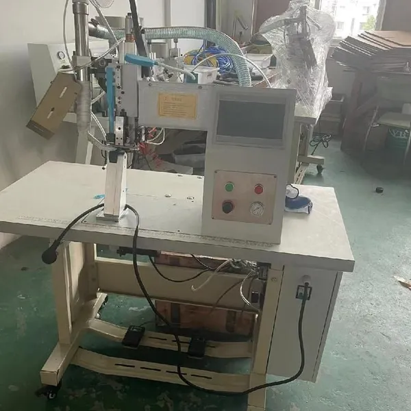 Seam Sealing Machine photo-2
