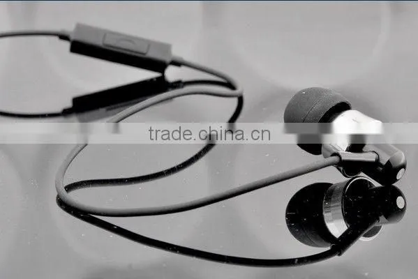 Best Bluetooth Stereo Luminous Earphone Made in China photo-5