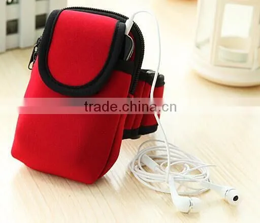 High Quality Neoprene Fabric Laptop Bag Neoprene Arm Phone Bag in Roll photo-3