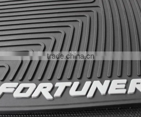 Customized Hot Sale Full Set Type PVC Car Floor Mats For TOYOTA FORTUNER photo-5