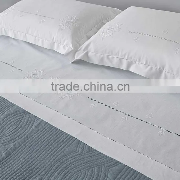 300 Thread Count Cotton Hand Embroidery Bed Sheet photo-3