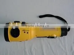 Hand Crank Flashlgiht Portable Torch Rechargeable Radio photo-3